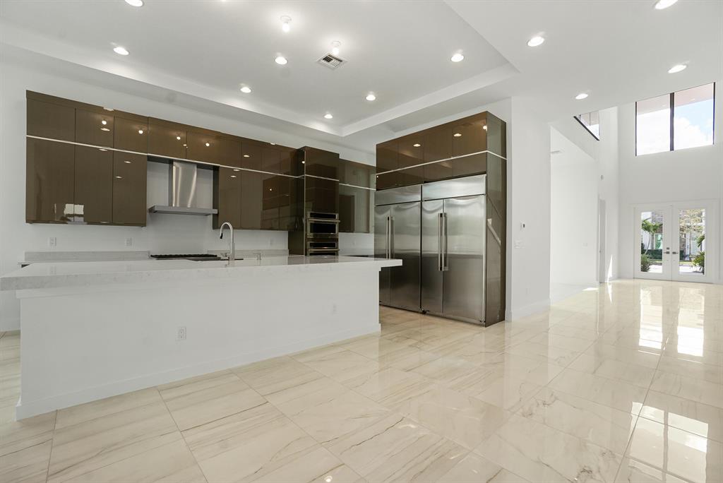 ALTON NEIGHBORHOOD - Residential