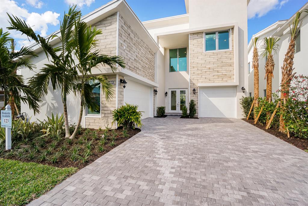 ALTON NEIGHBORHOOD - Residential