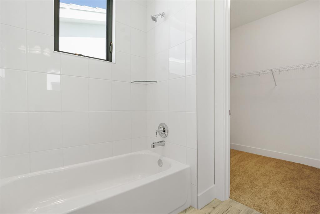 ALTON NEIGHBORHOOD - Residential