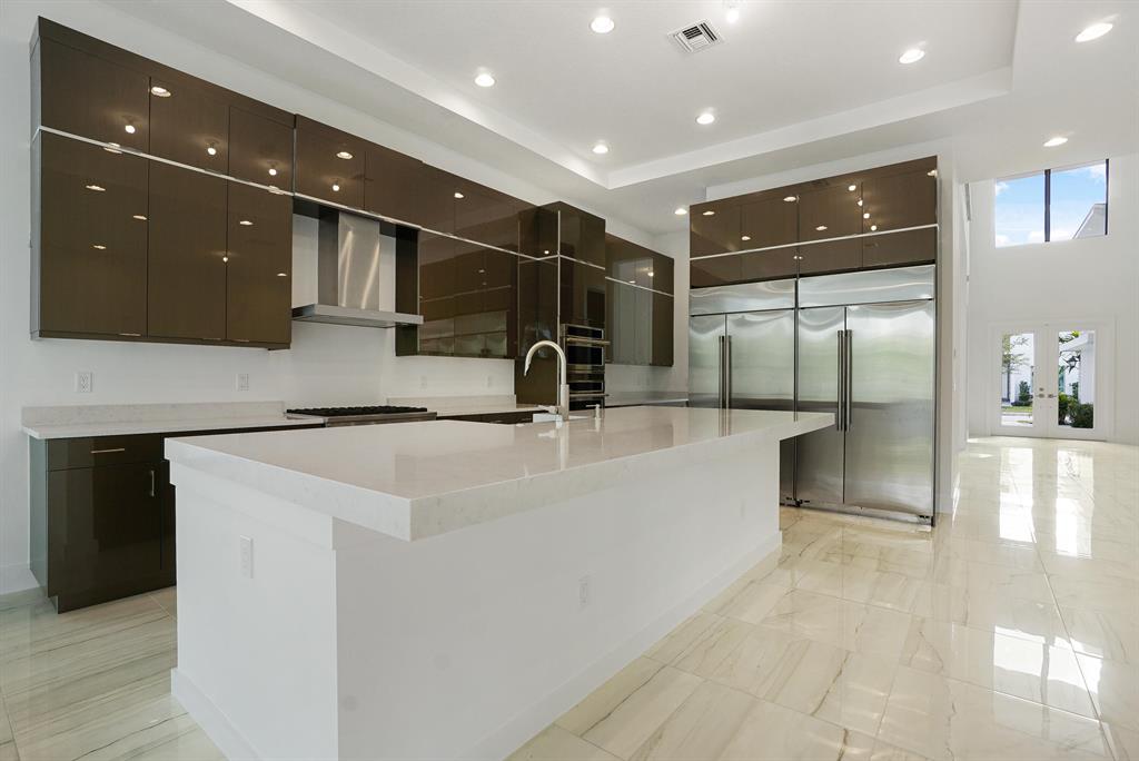 ALTON NEIGHBORHOOD - Residential