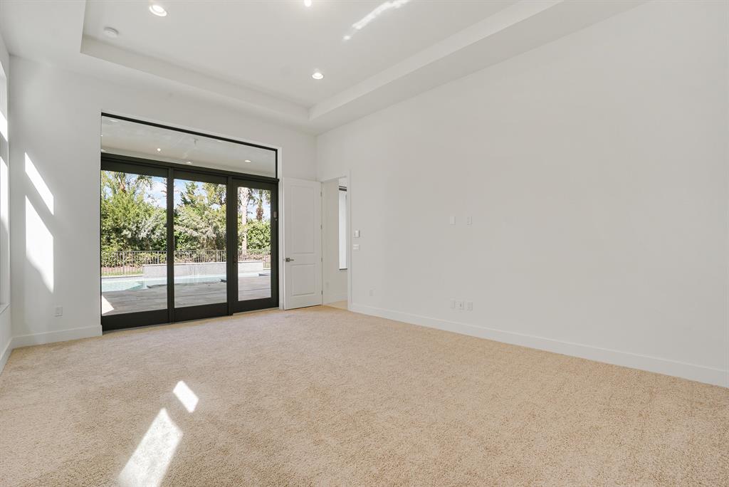 ALTON NEIGHBORHOOD - Residential