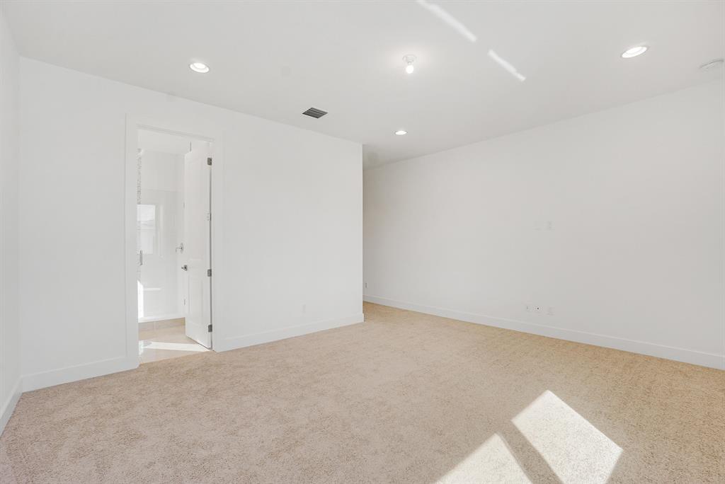 ALTON NEIGHBORHOOD - Residential