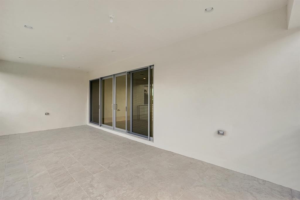 ALTON NEIGHBORHOOD - Residential