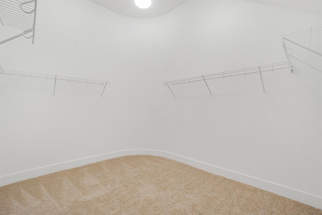 ALTON NEIGHBORHOOD - Residential