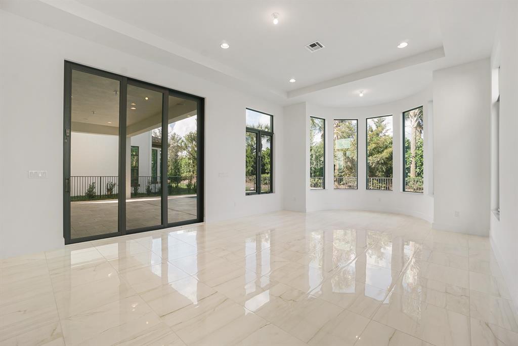 ALTON NEIGHBORHOOD - Residential