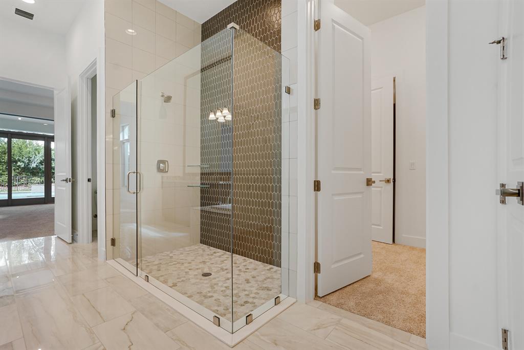 ALTON NEIGHBORHOOD - Residential