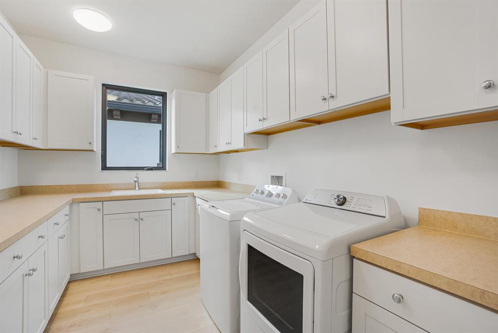 ALTON NEIGHBORHOOD - Residential