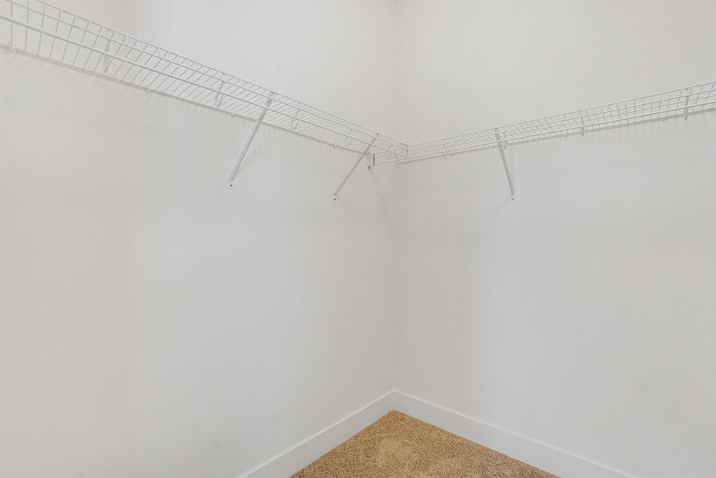 ALTON NEIGHBORHOOD - Residential