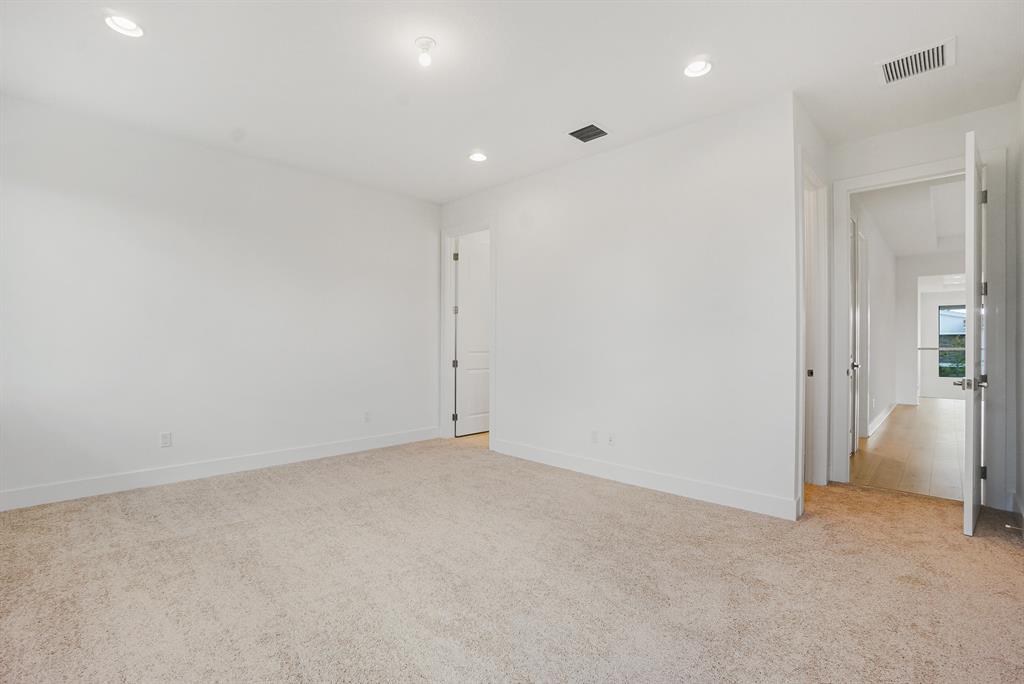 ALTON NEIGHBORHOOD - Residential