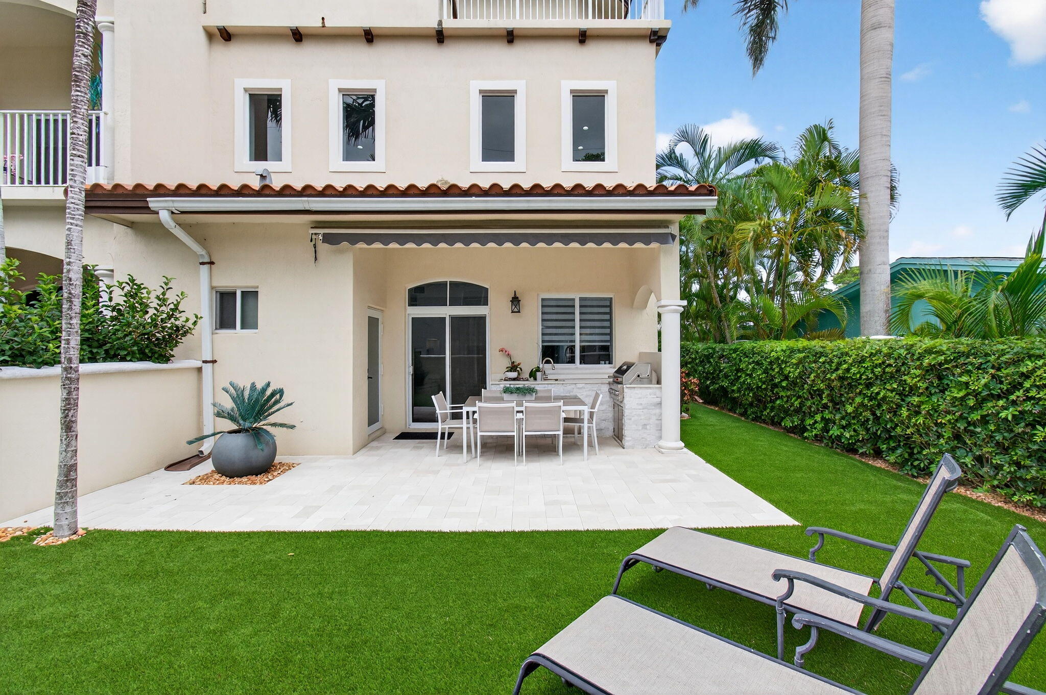 OCEAN VUE - Residential