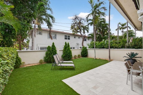 Tiny photo for 1942 NE 6th Street #C, Deerfield Beach, FL 33441 (MLS # B26010399)