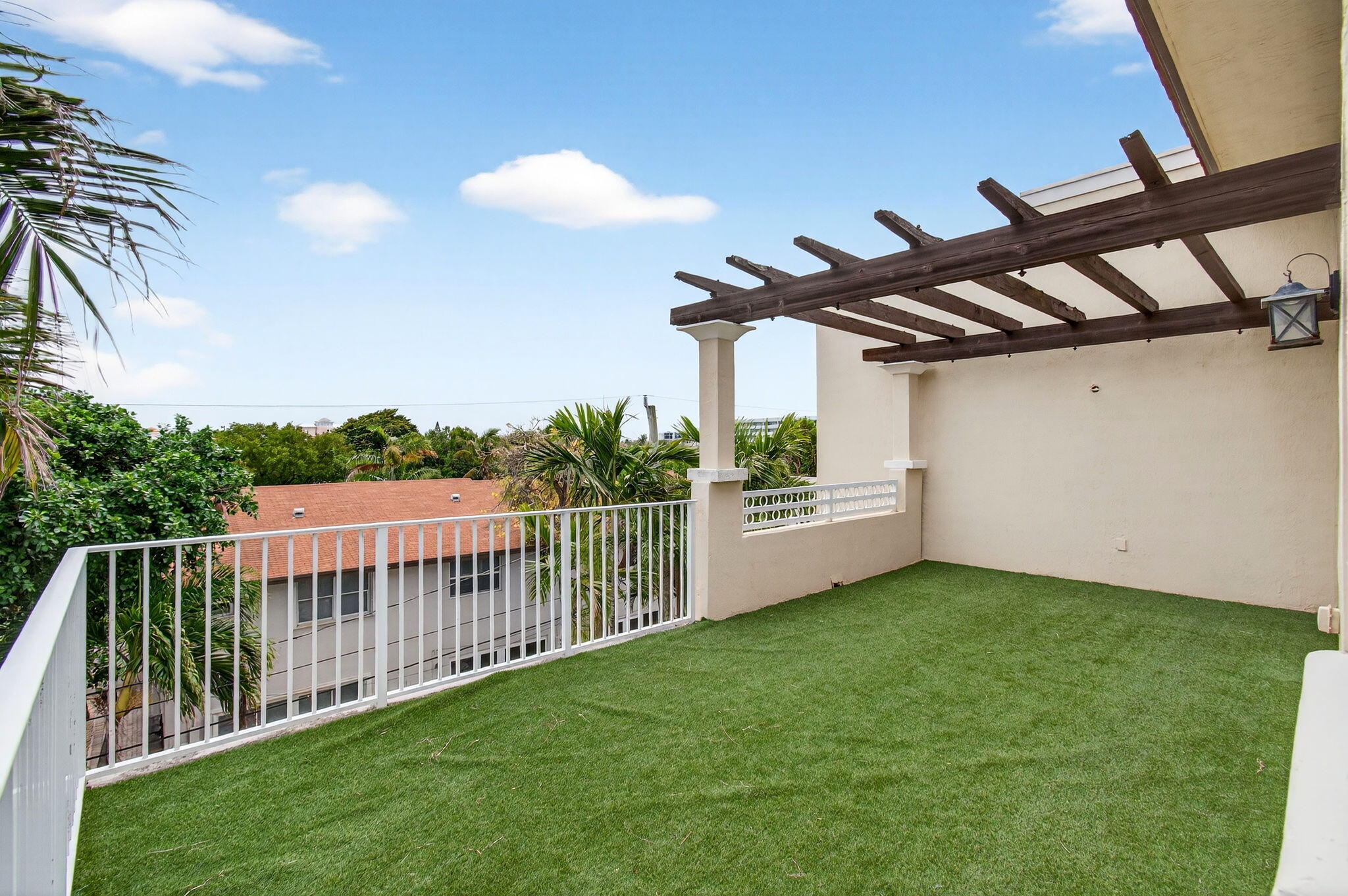 OCEAN VUE - Residential