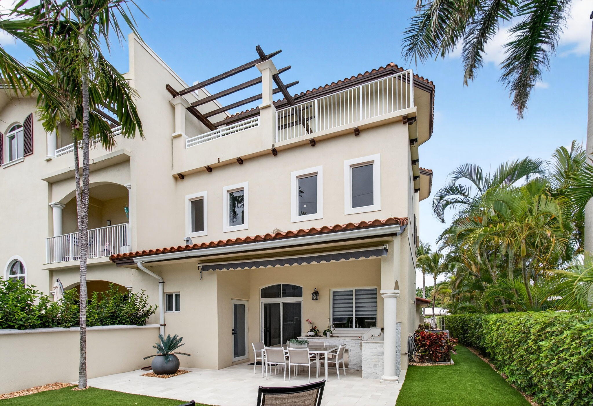 OCEAN VUE - Residential