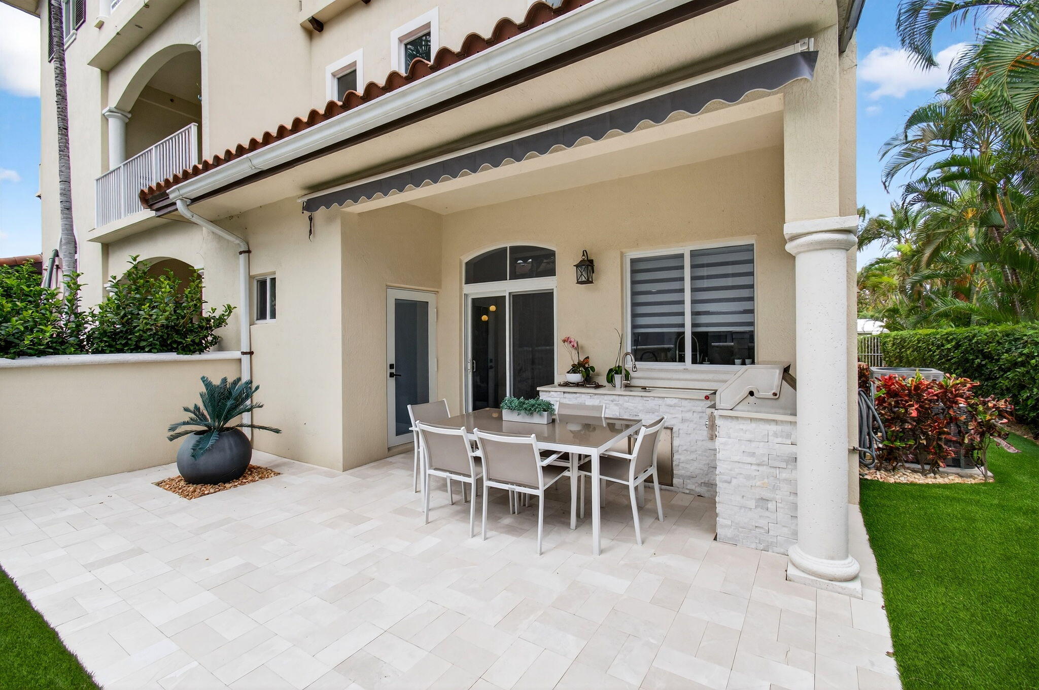 OCEAN VUE - Residential