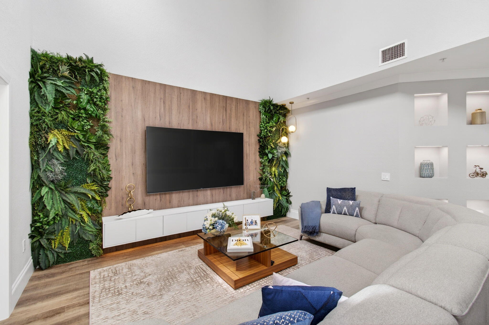 OCEAN VUE - Residential