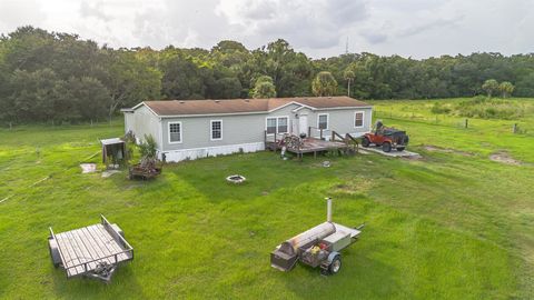 A home in Okeechobee