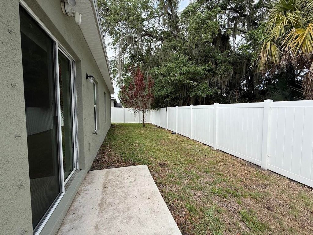 Photo of 5234 Oakland Lake Circle, Fort Pierce, FL 34951 (MLS # B26013456)