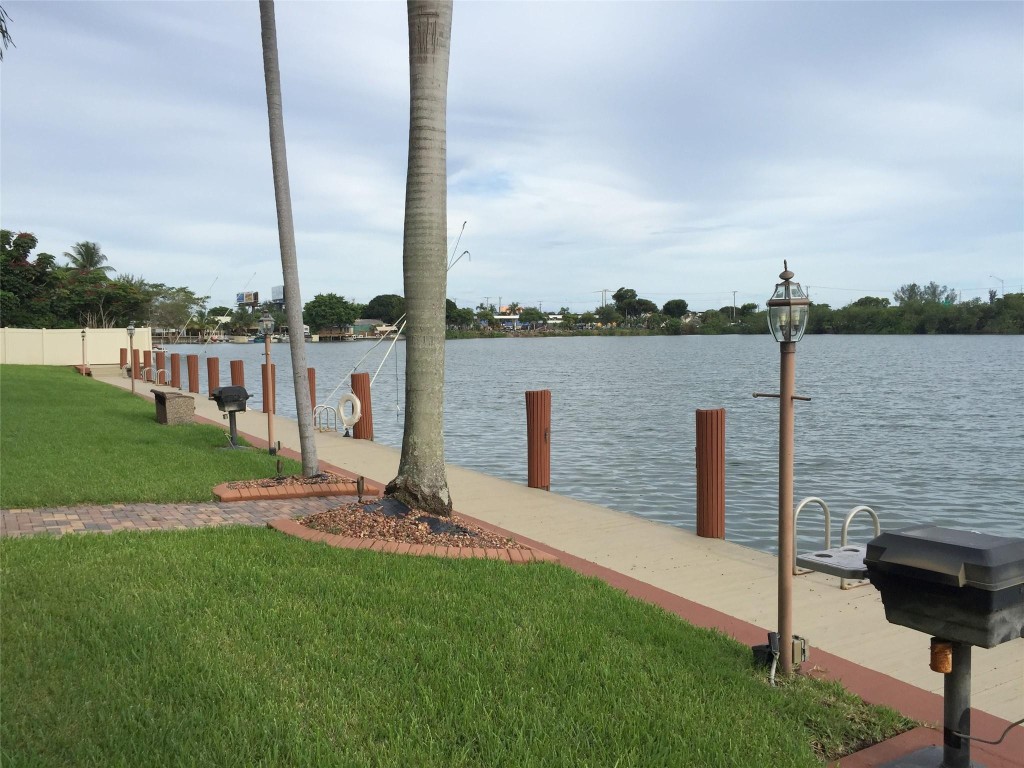 Club House Cove Condo - Residential Lease