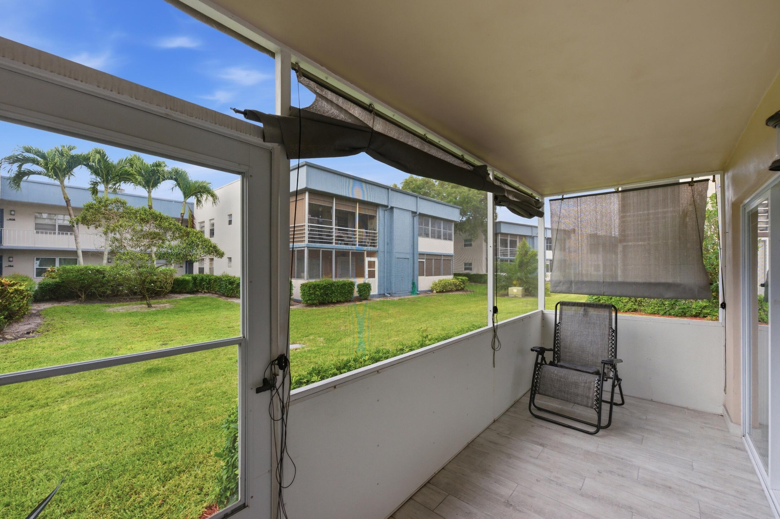 KINGS POINT - Residential