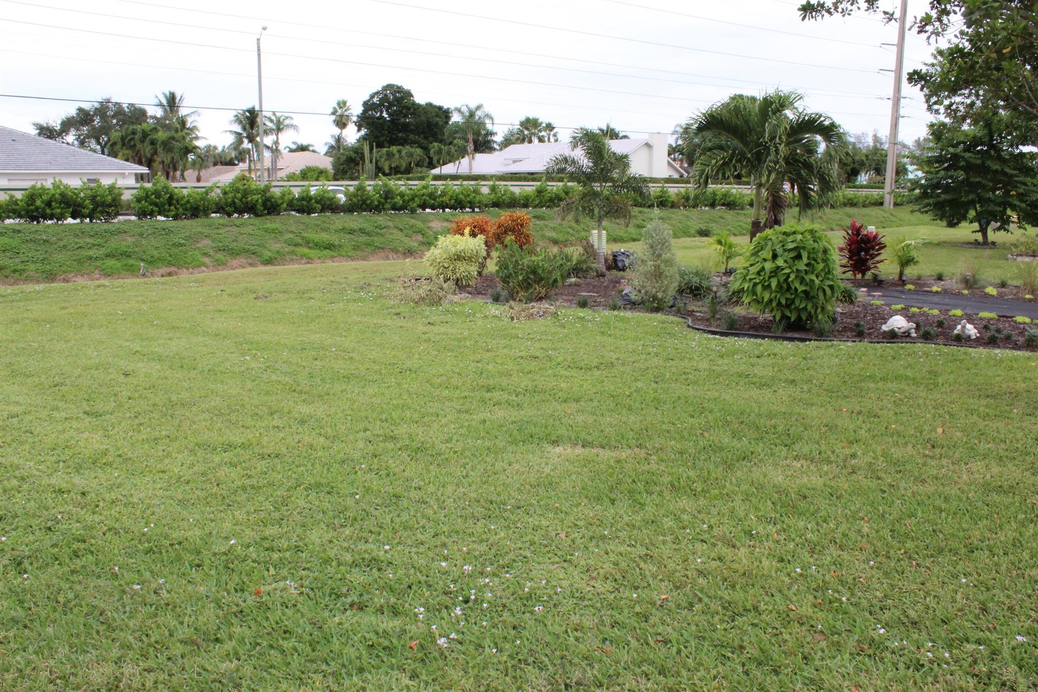 BENT TREE VILLAS WEST CON - Residential Lease