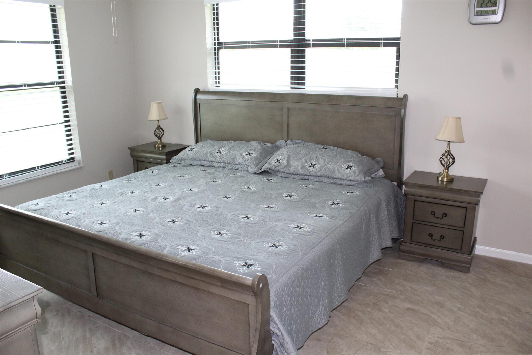 BENT TREE VILLAS WEST CON - Residential Lease