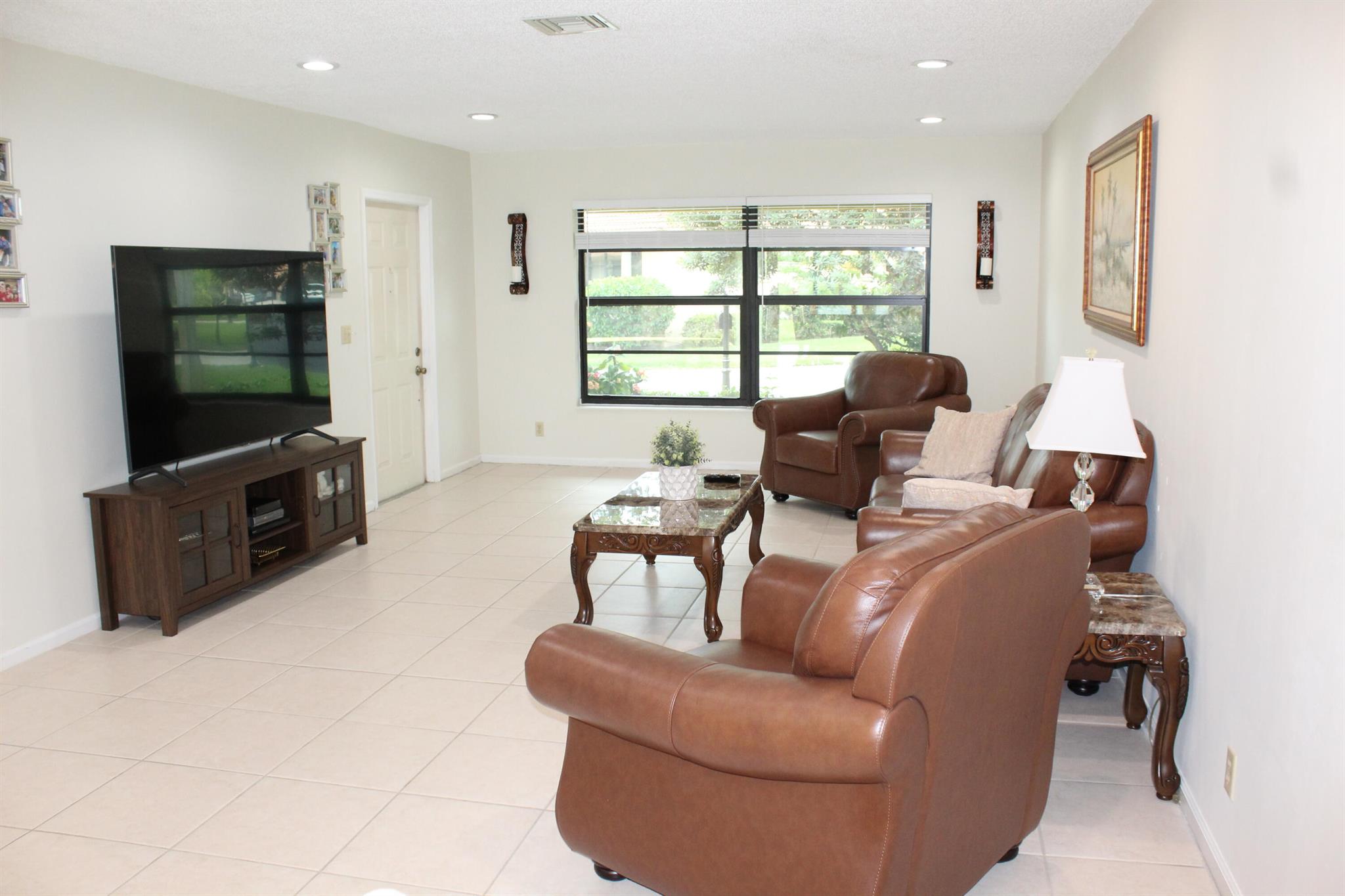 BENT TREE VILLAS WEST CON - Residential Lease