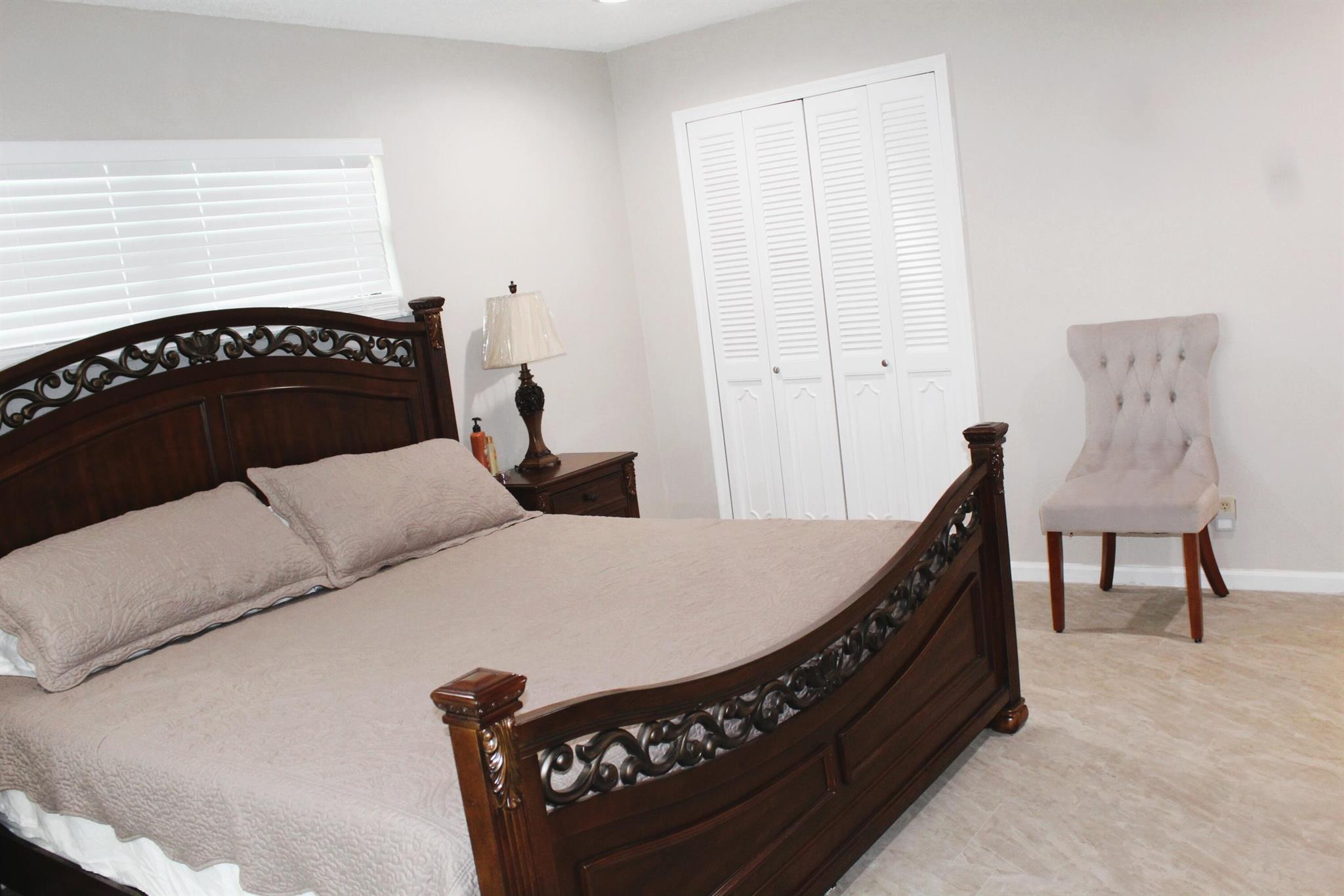 BENT TREE VILLAS WEST CON - Residential Lease