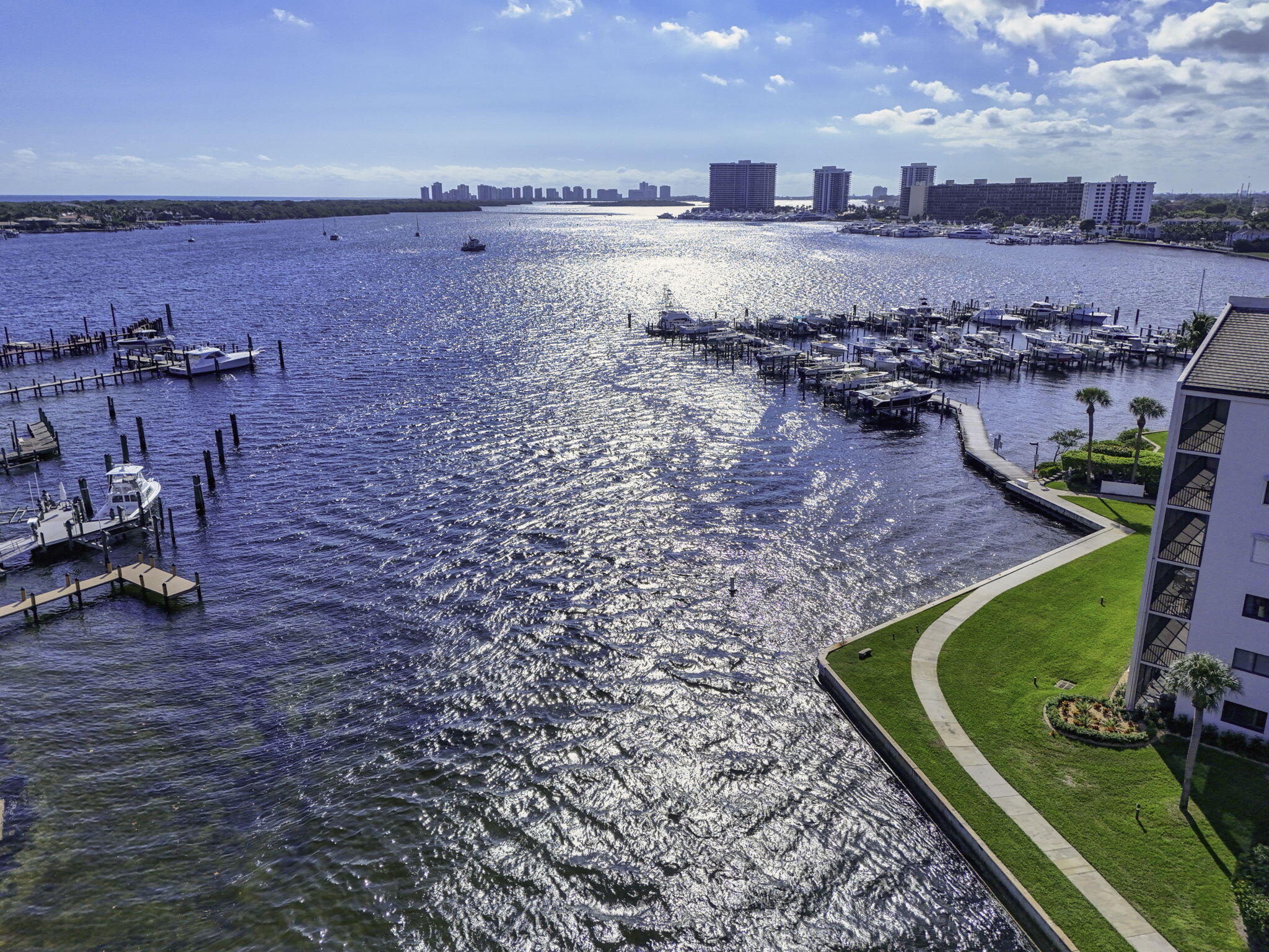 MARINA AT TWELVE OAKS CONDO - Residential