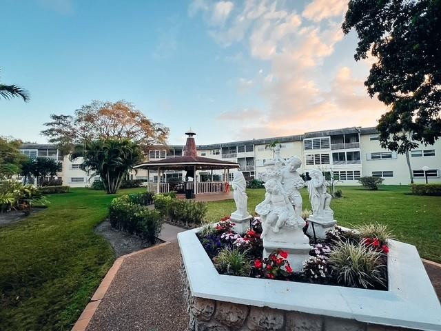 Lauderhill East - Residential