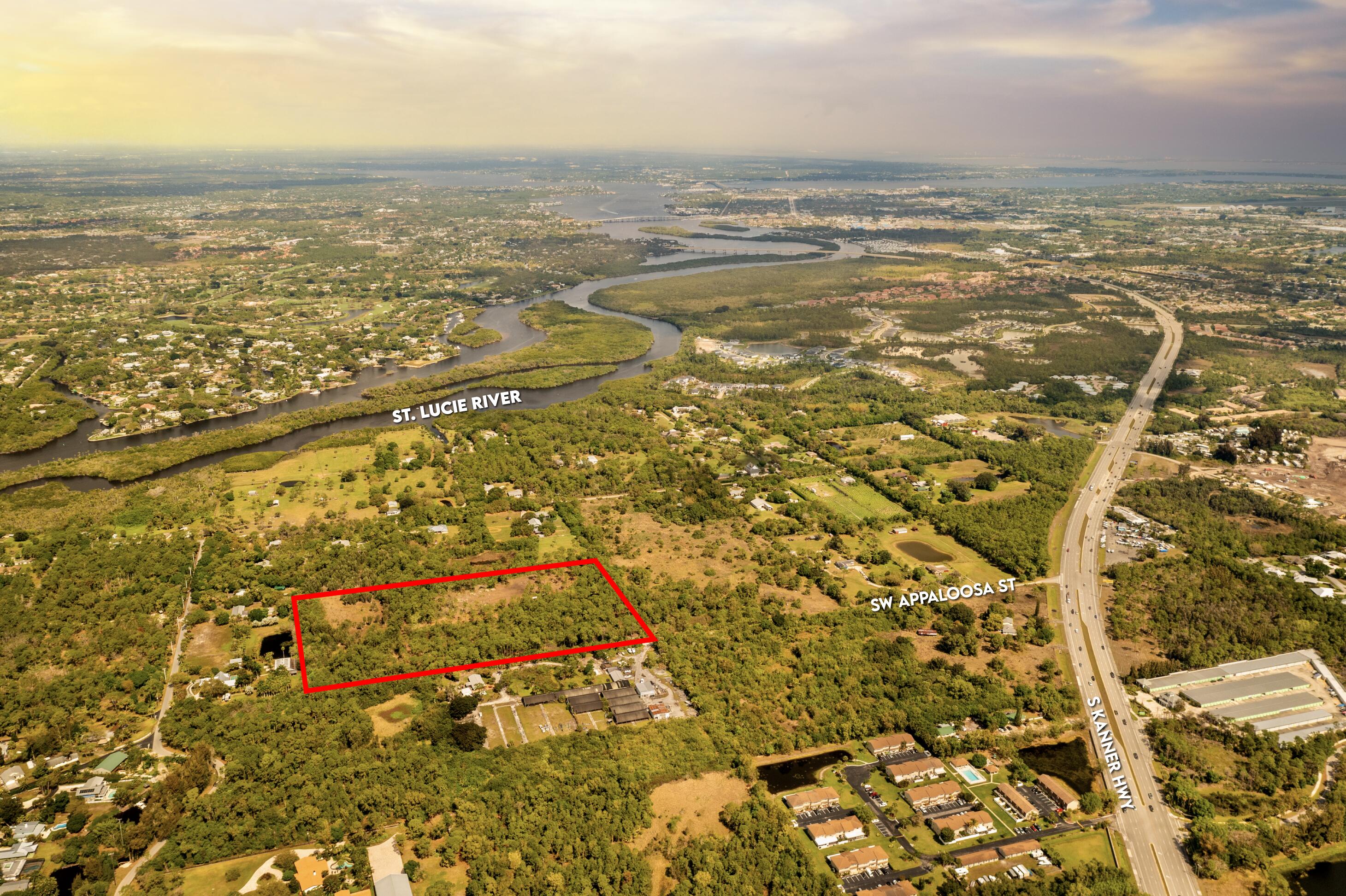 223 SW Appaloosa Street