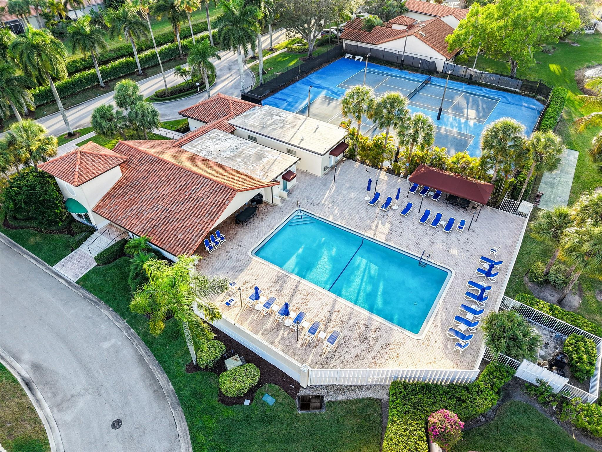 LA CASA 1 - Residential