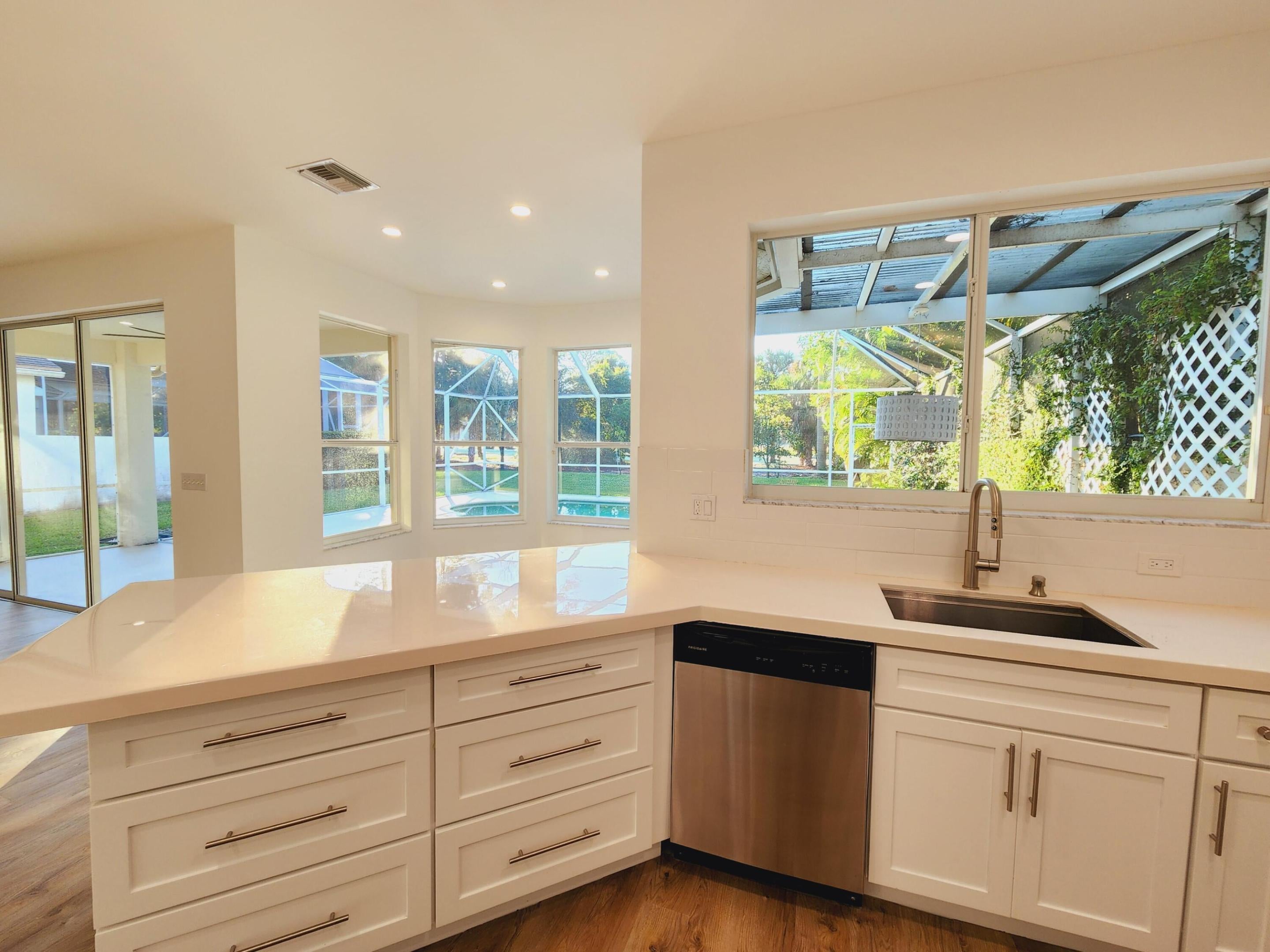 Properties 15188 Oak Chase Court