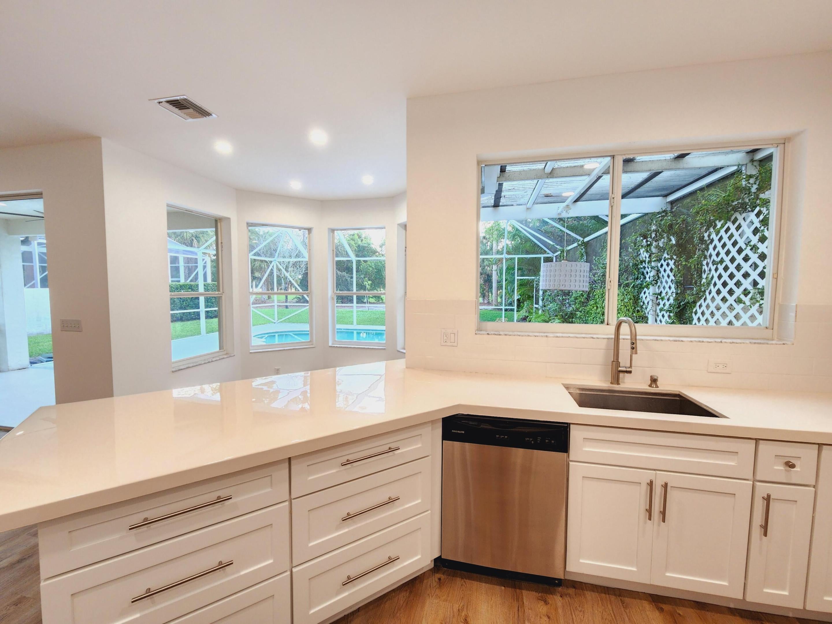 Properties 15188 Oak Chase Court