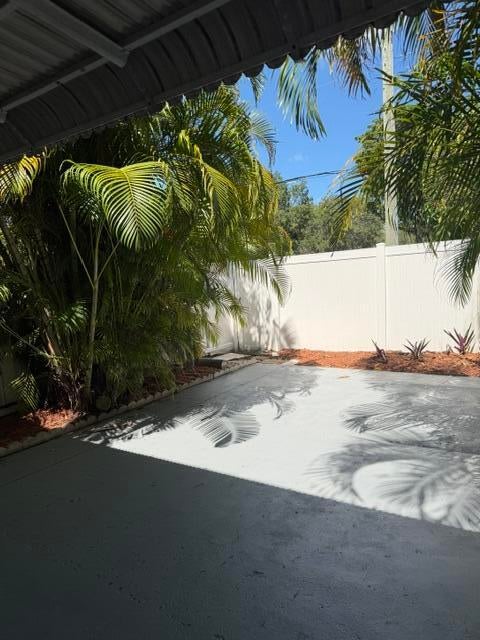 Photo of 4044 SW 67th Terrace #7, Davie, FL 33314 (MLS # B26063566)