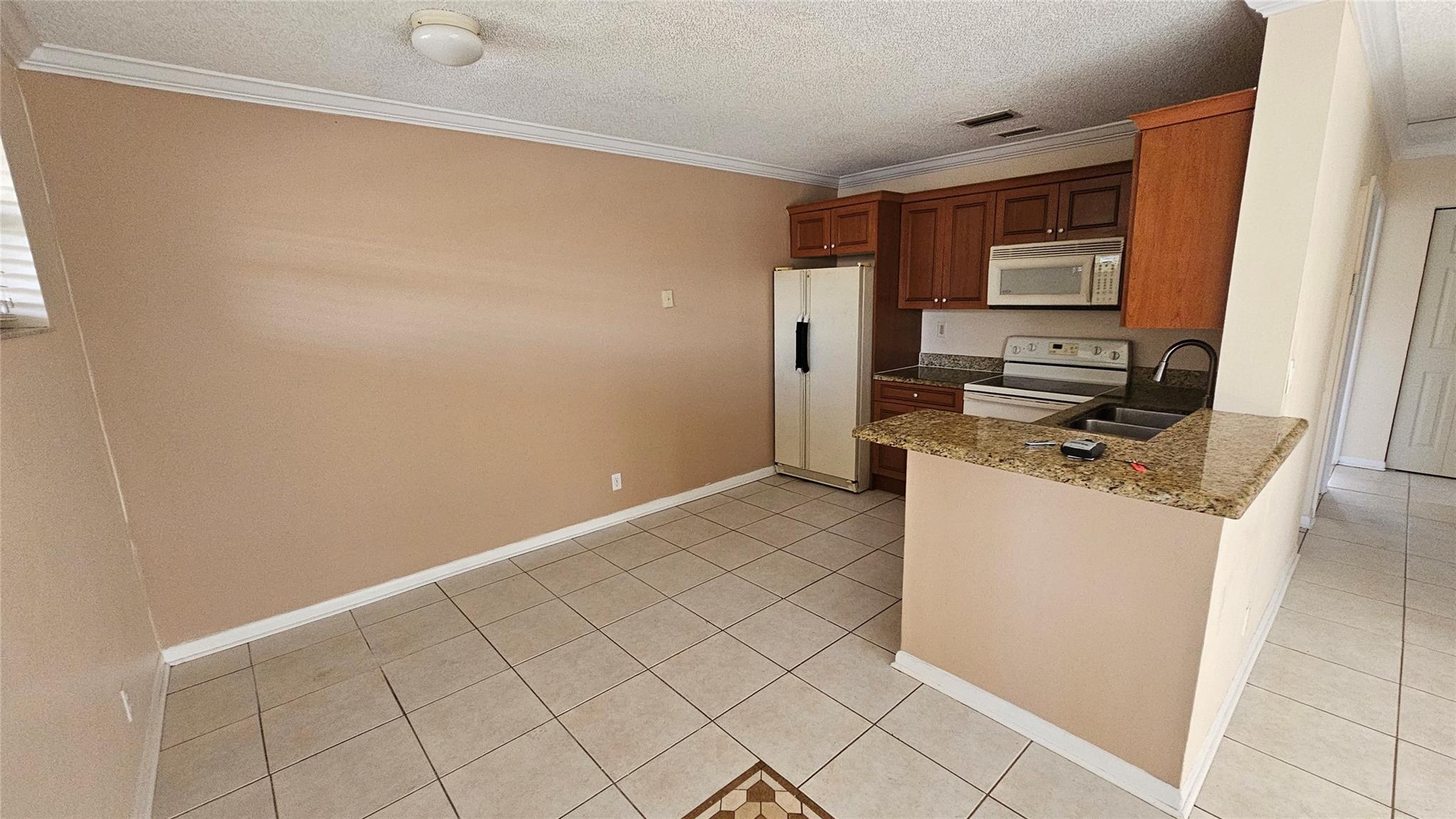 CORAL VILLAGE CONDO - Residential Lease