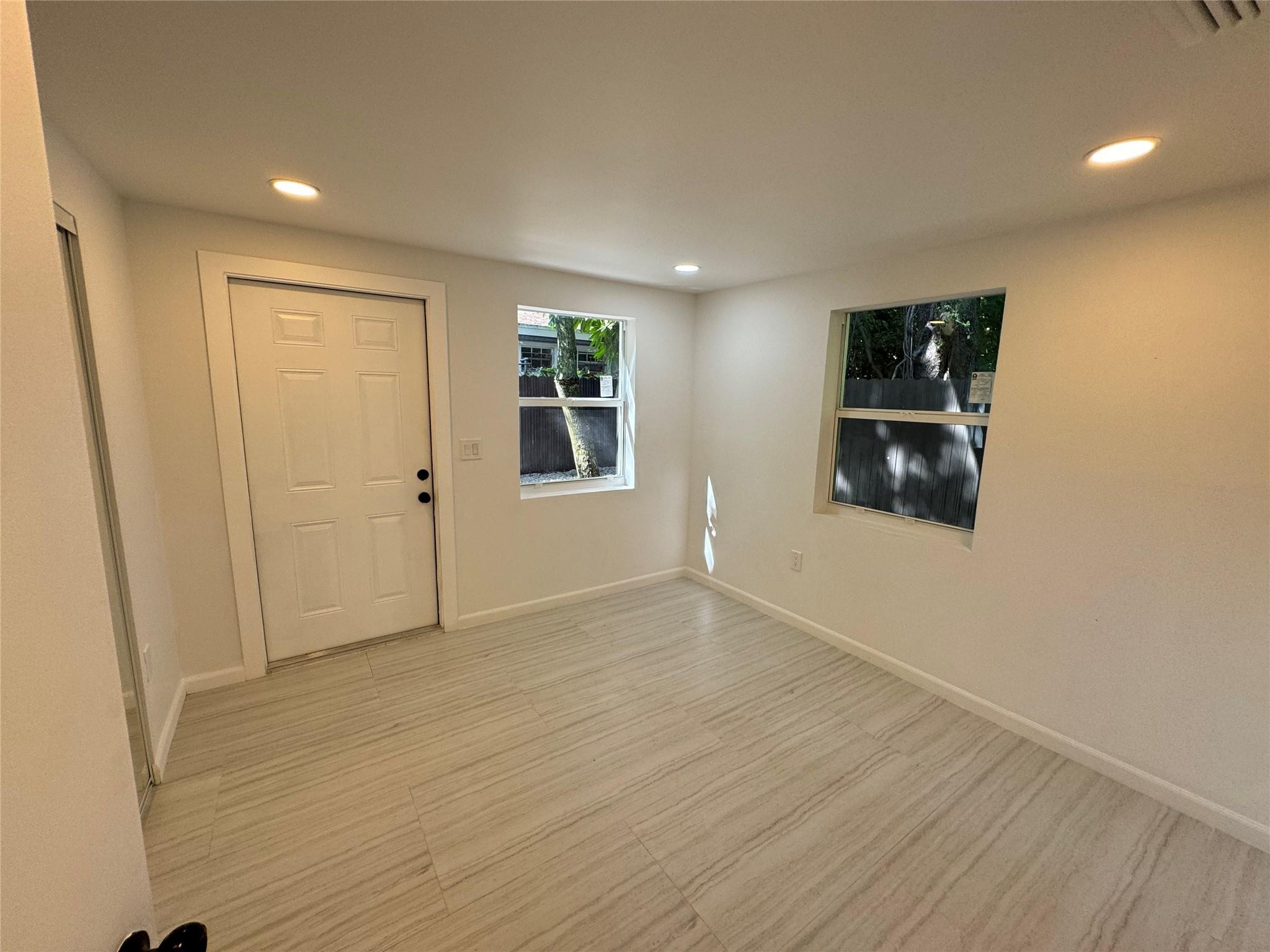 ROCKMOOR VILLA TR - Residential Income