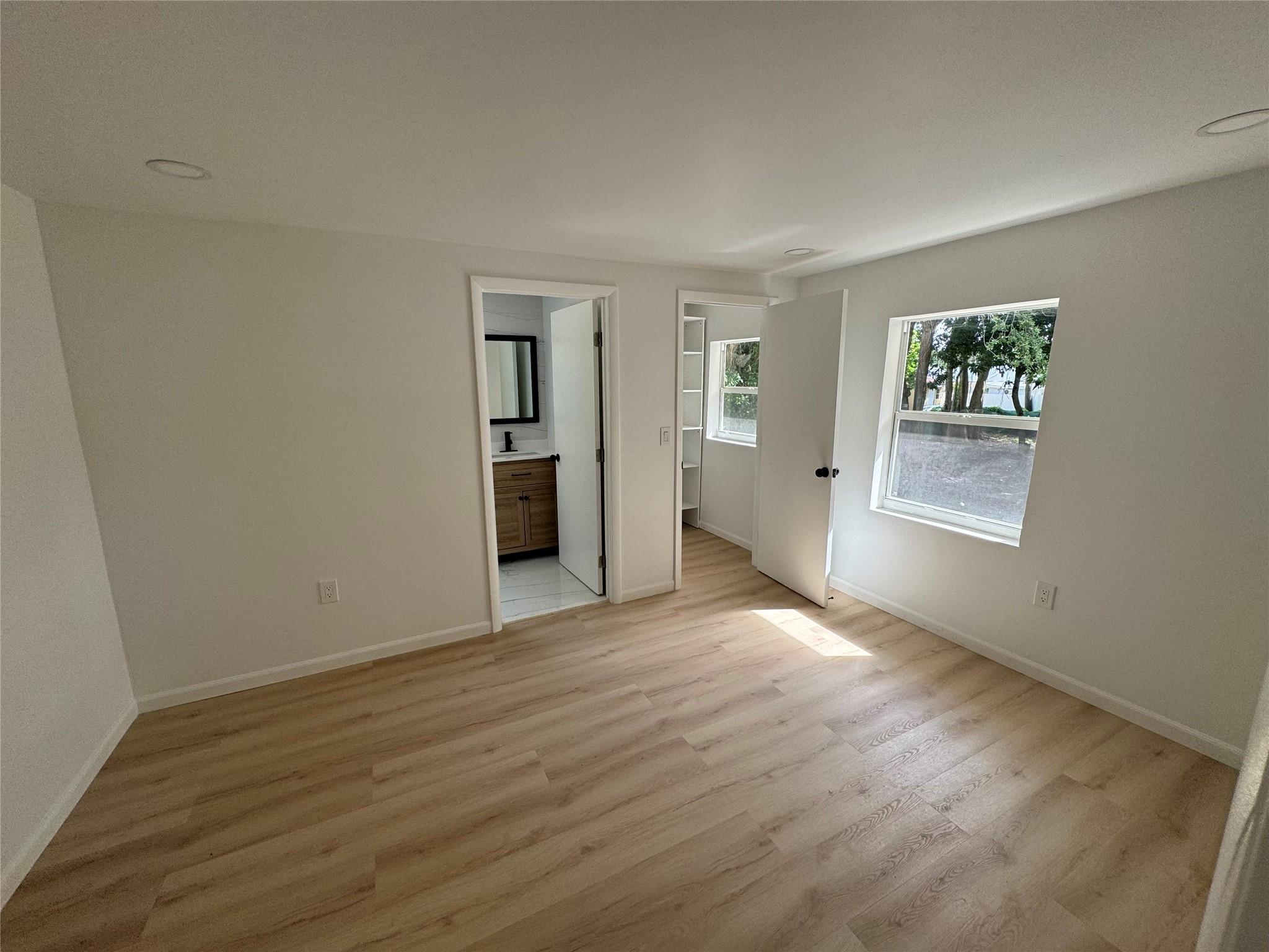 ROCKMOOR VILLA TR - Residential Income