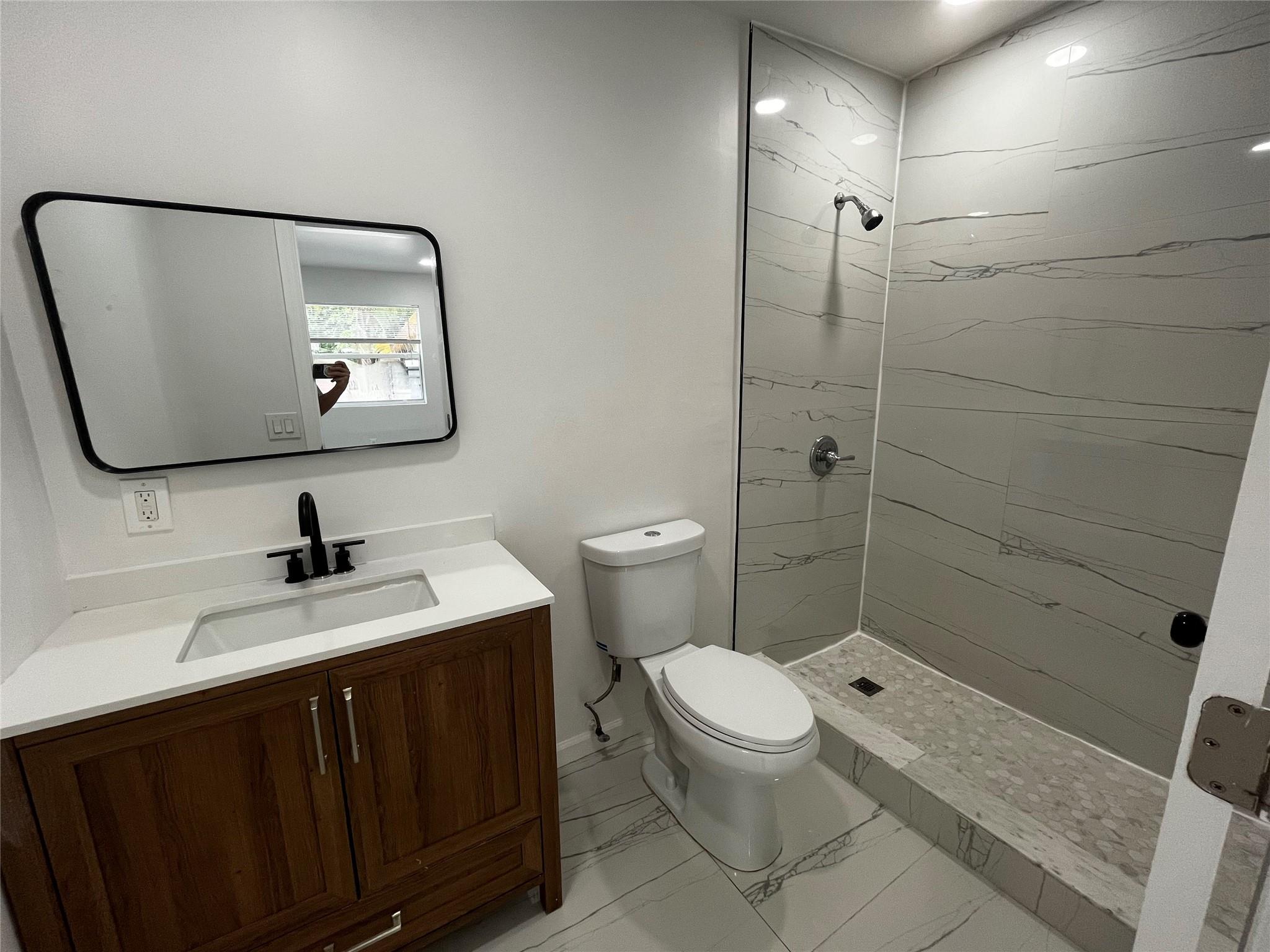 ROCKMOOR VILLA TR - Residential Income