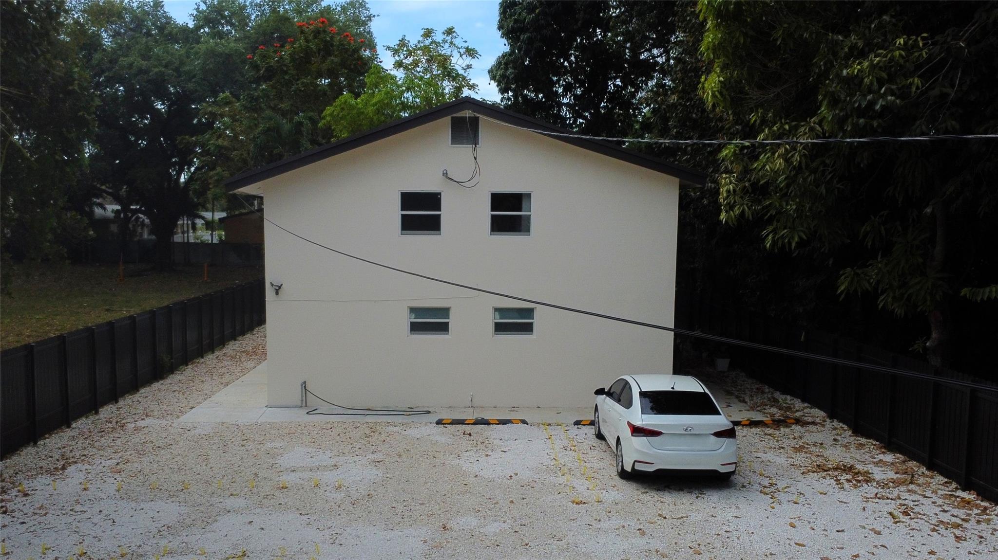 ROCKMOOR VILLA TR - Residential Income