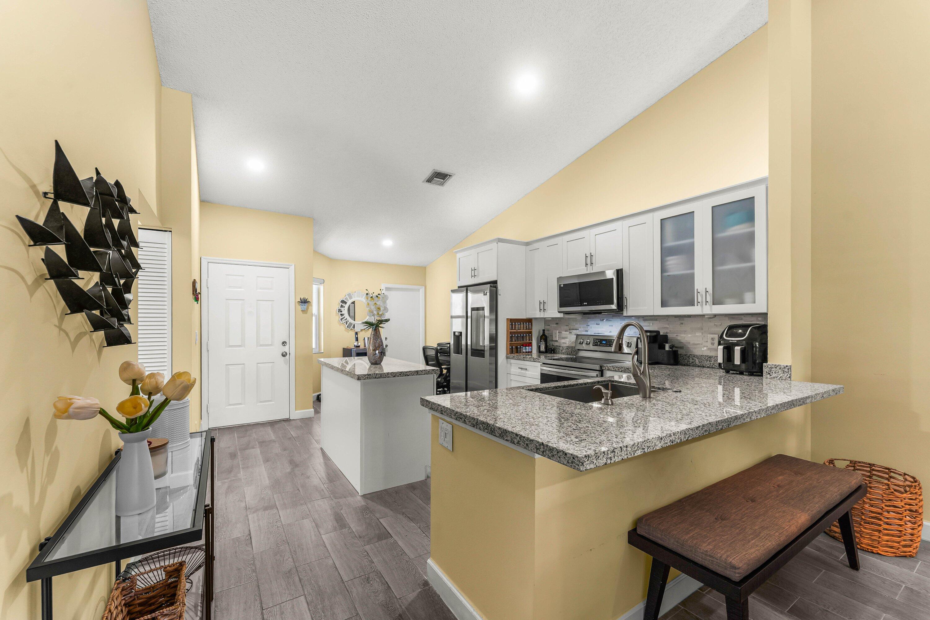 SOUTHPOINTE - Residential