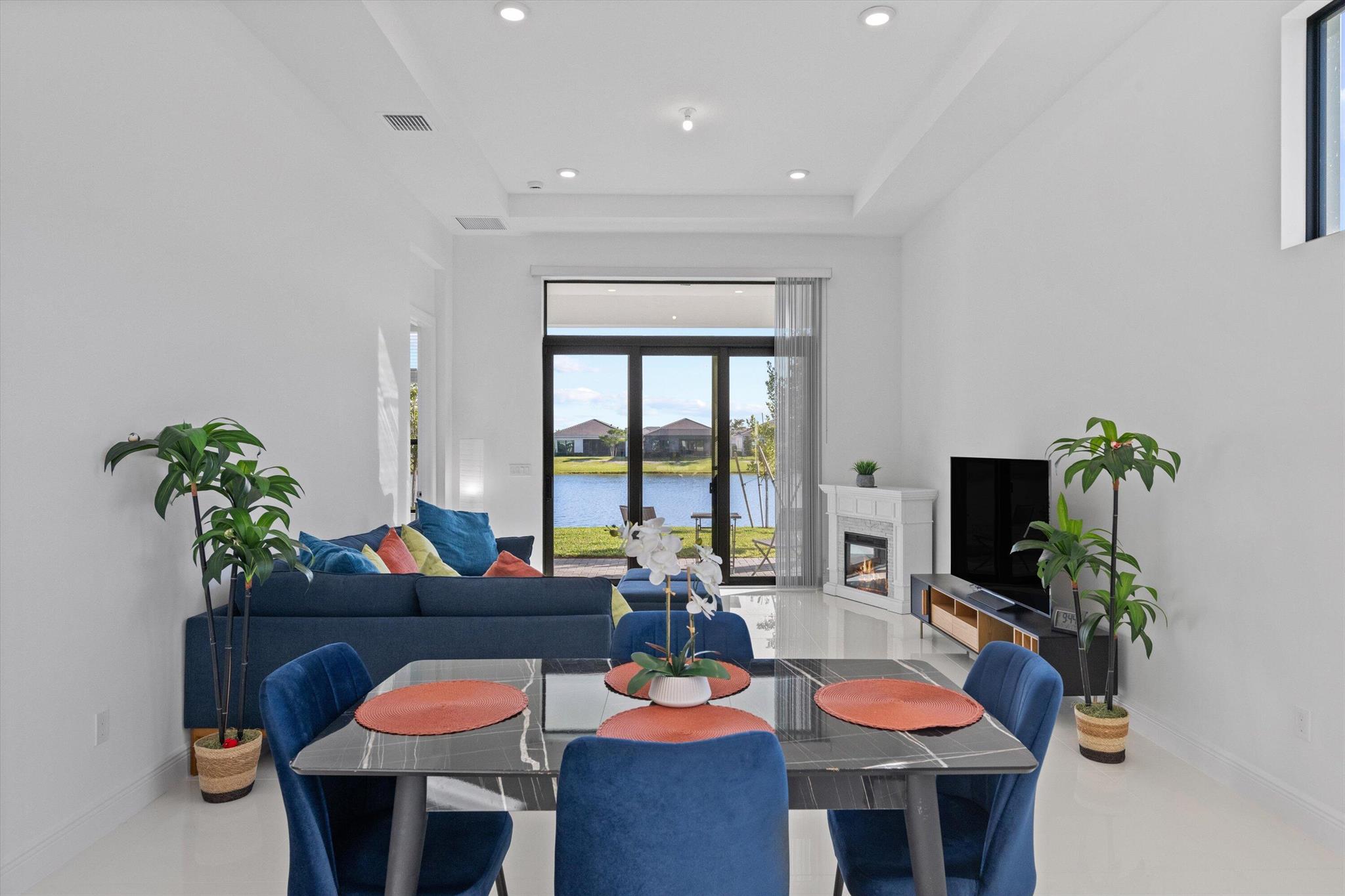 CRESSWIND PALM BEACH PHAS - Residential Lease