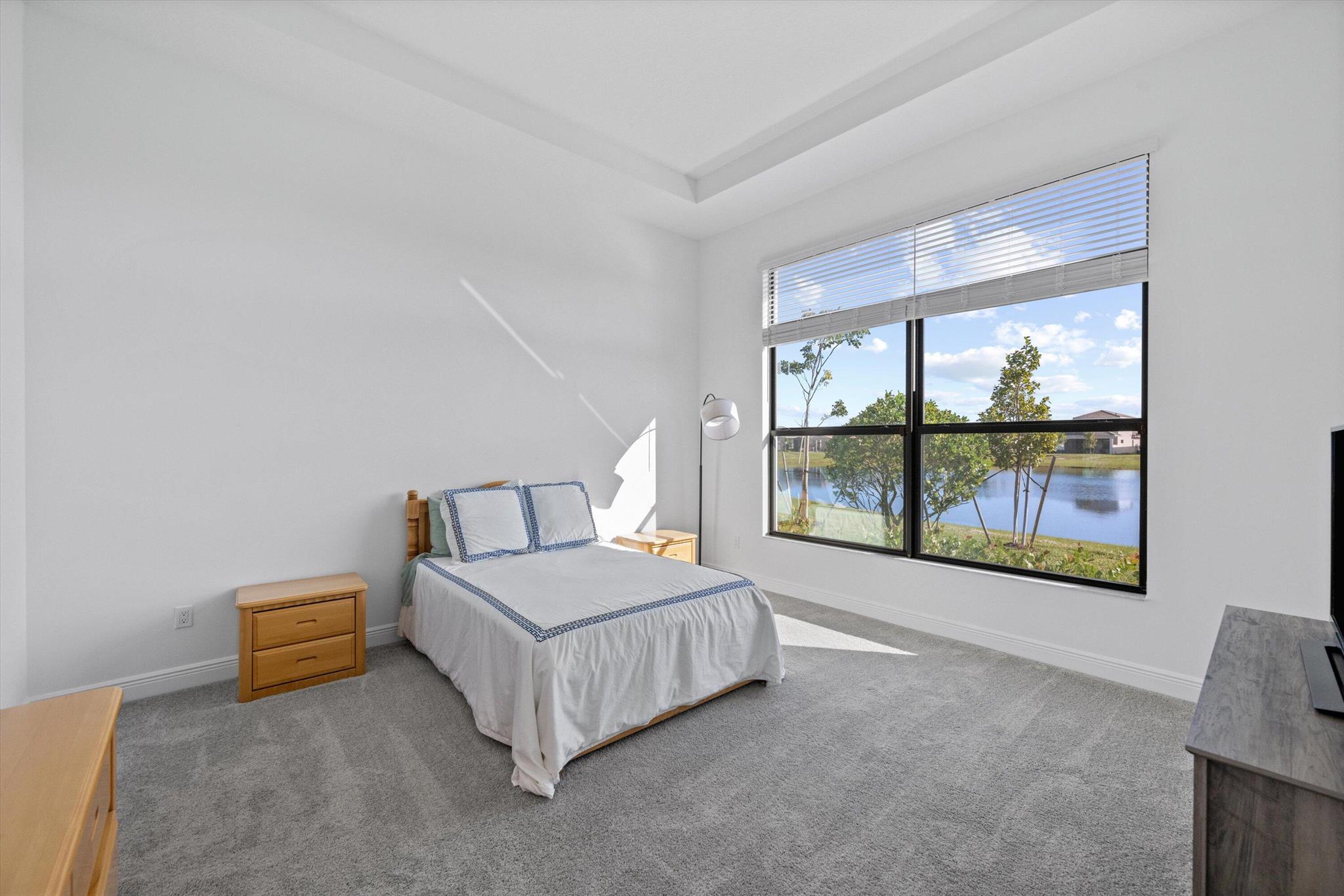 CRESSWIND PALM BEACH PHAS - Residential Lease