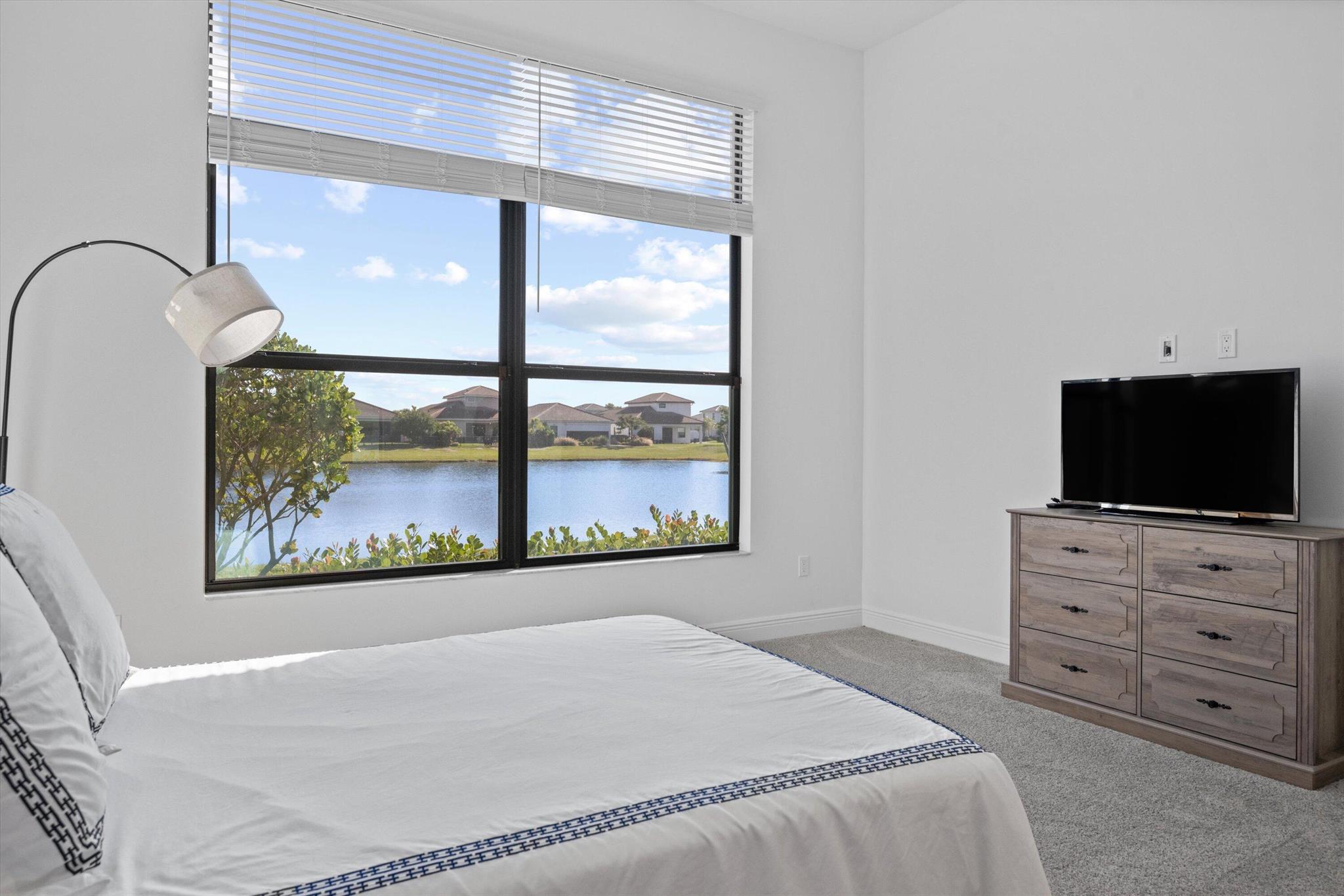 CRESSWIND PALM BEACH PHAS - Residential Lease