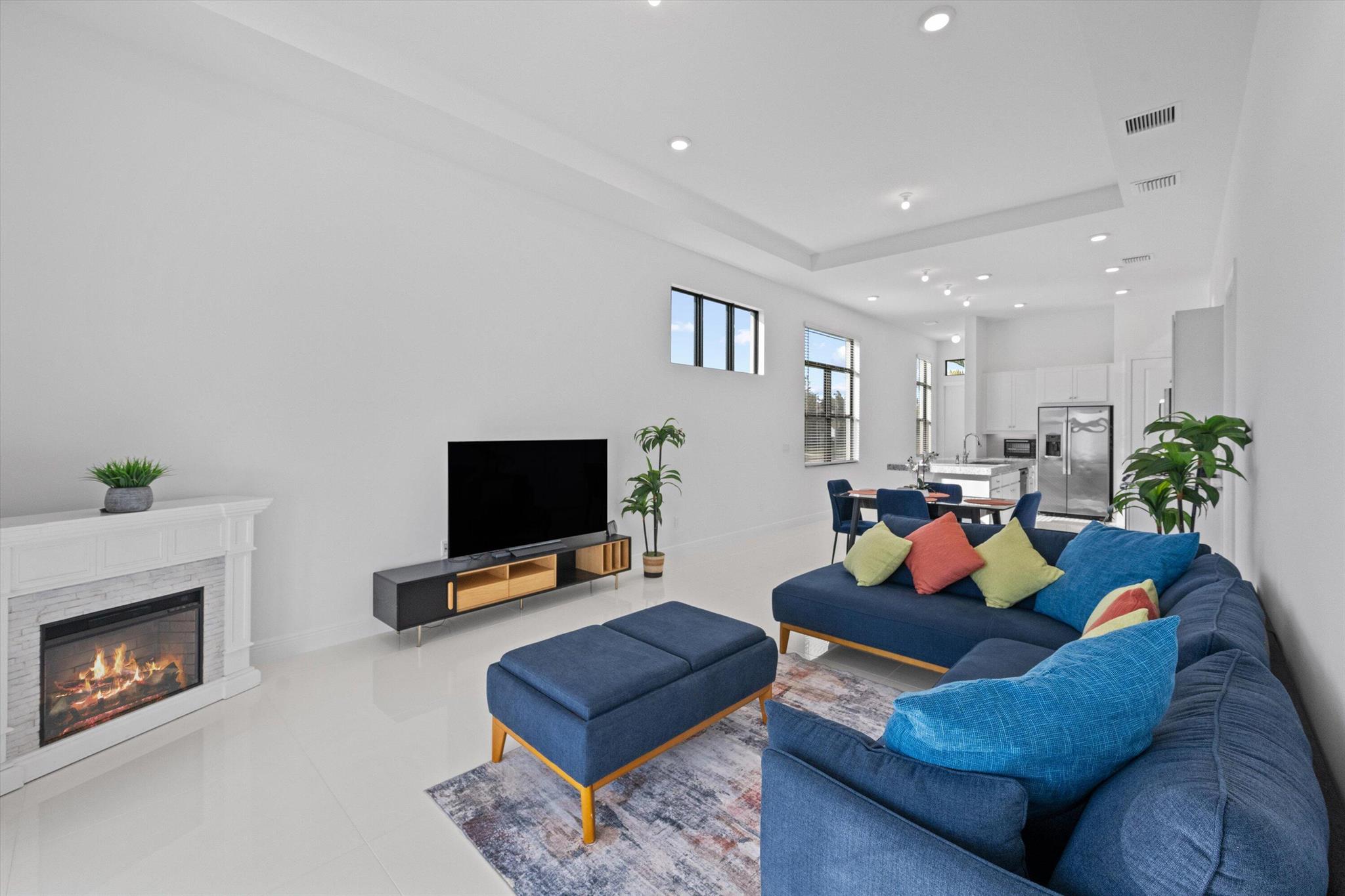 CRESSWIND PALM BEACH PHAS - Residential Lease