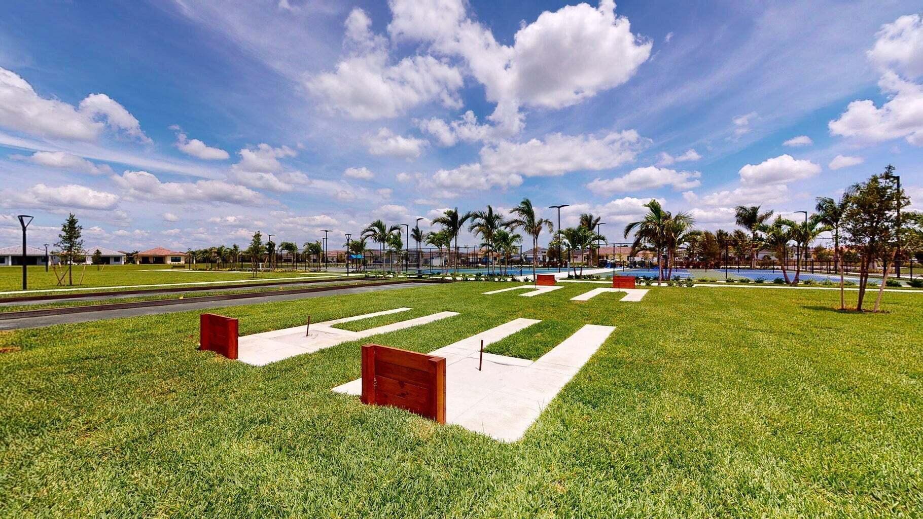 CRESSWIND PALM BEACH PHAS - Residential Lease