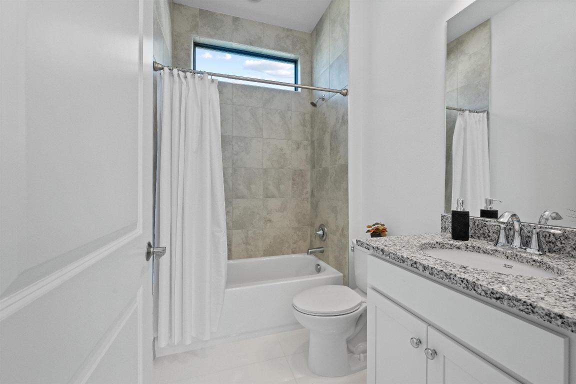 CRESSWIND PALM BEACH PHASE 3 - Residential Lease