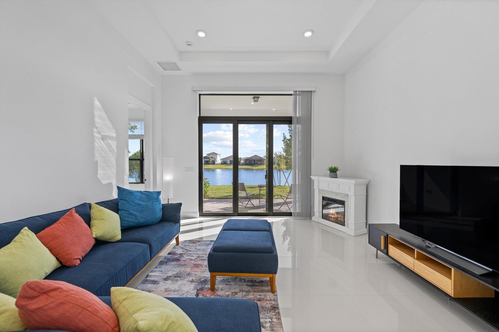 CRESSWIND PALM BEACH PHAS - Residential Lease