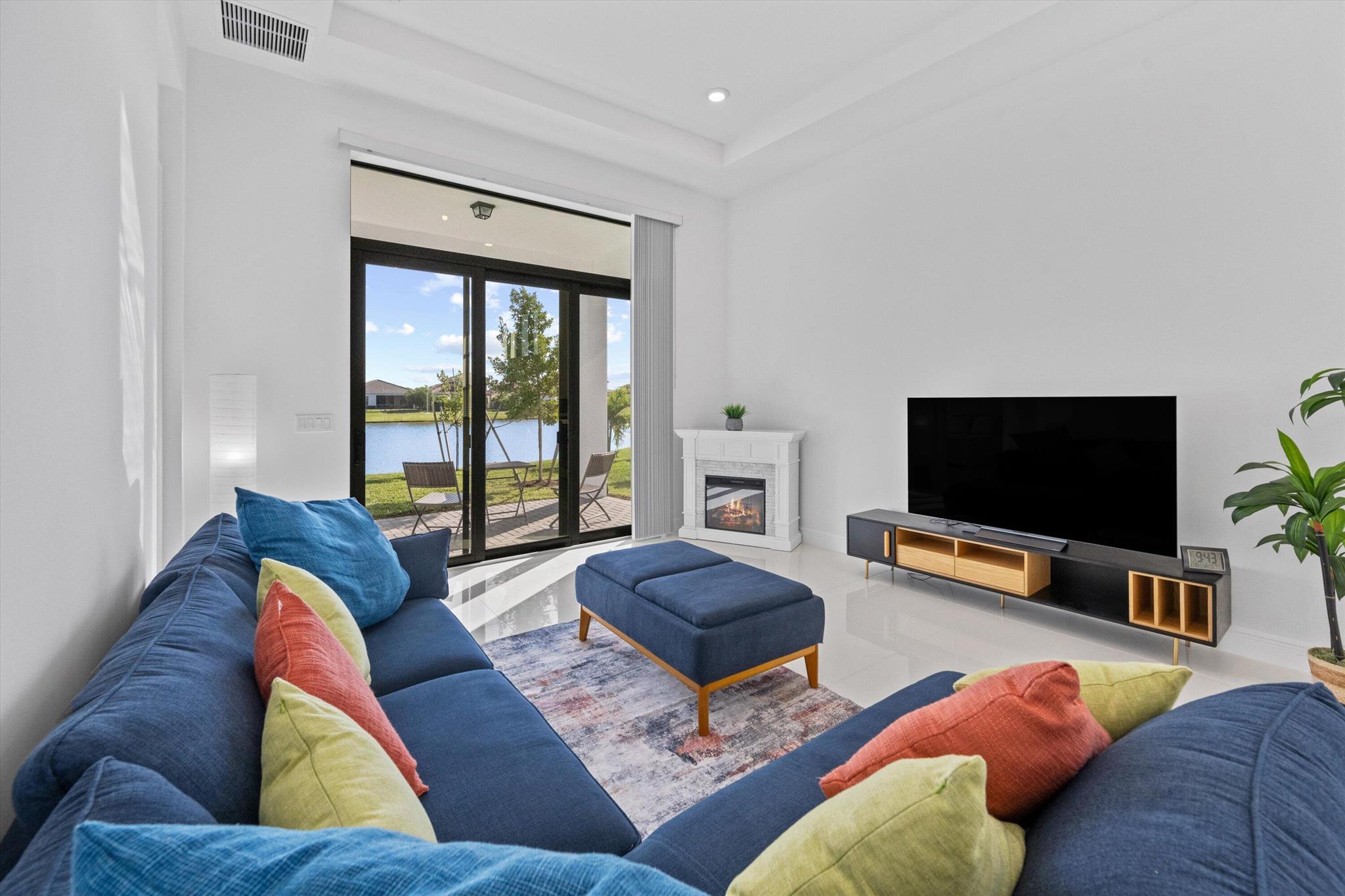 CRESSWIND PALM BEACH PHAS - Residential Lease