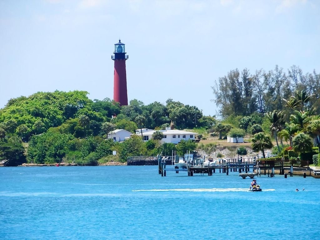 Photo of 348 S Us Highway 1 #23, Jupiter, FL 33477 (MLS # R11081276)