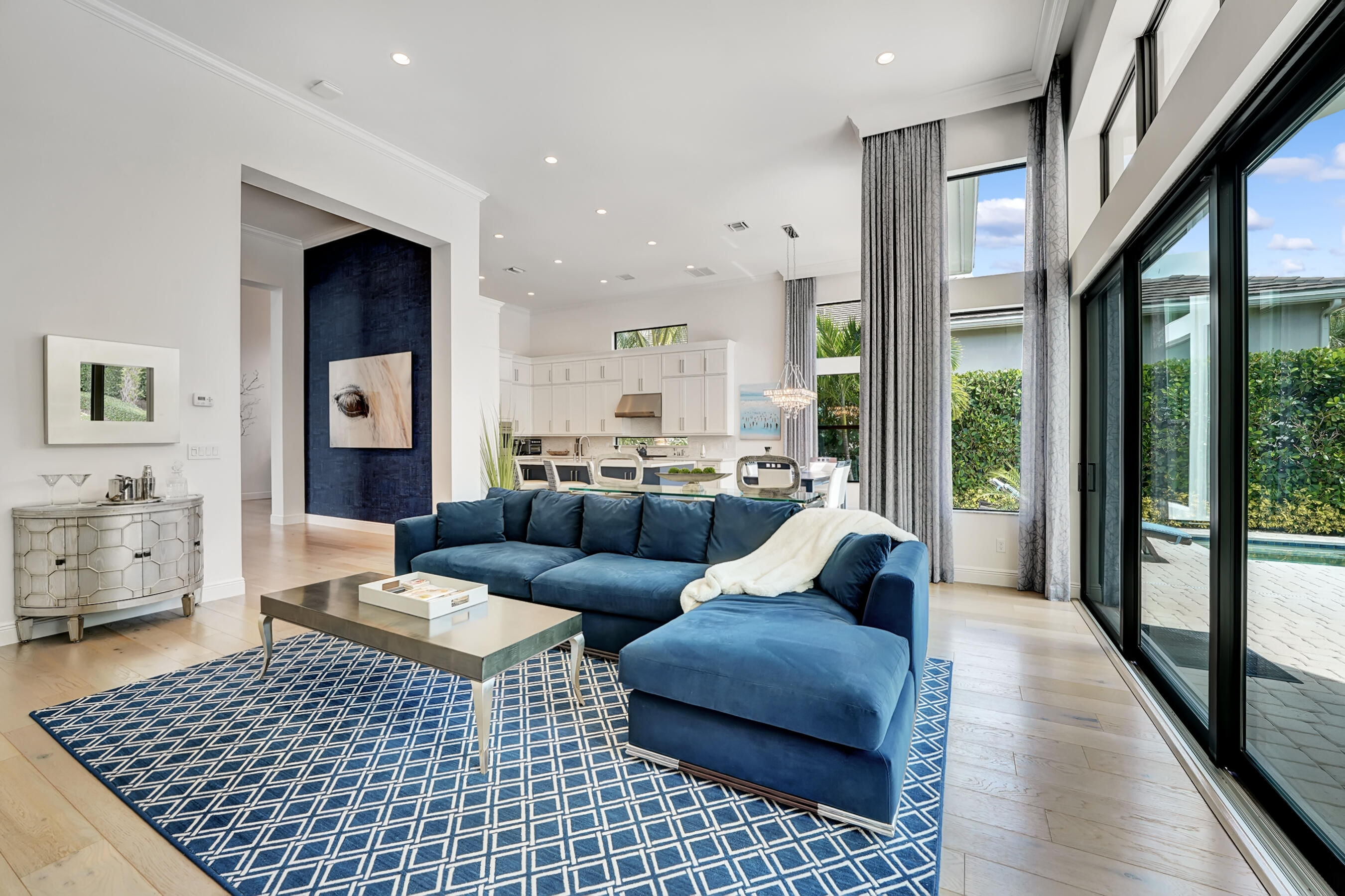 ROYAL PALM POLO - Residential